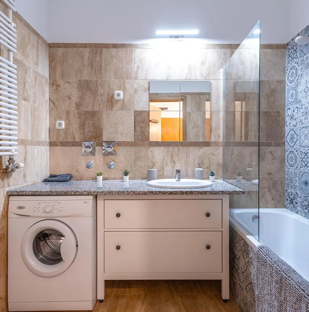 Mooki Loft&Garden In Sohobudapest Budapest
